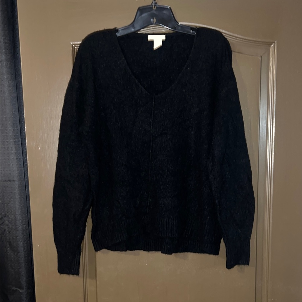 H&M Black V-Neck Women's Sweater